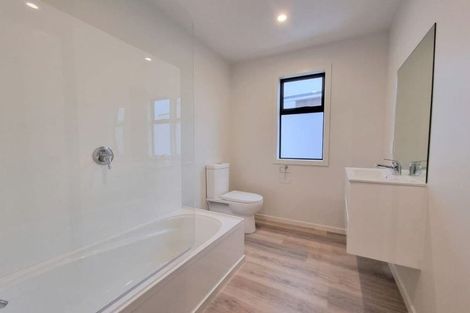 Photo of property in 2/338 Oxford Terrace, Avalon, Lower Hutt, 5011