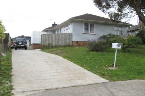 Photo of property in 40 Plumley Crescent, Mangere, Auckland, 2022