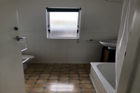 Photo of property in 68 English Street, St Andrews, Hamilton, 3200