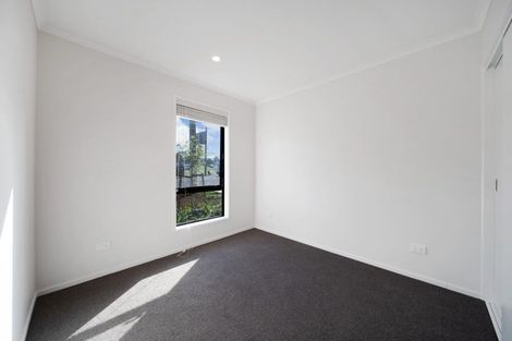 Photo of property in 5 Settlement Road, Papakura, 2110