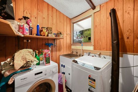 Photo of property in 738 Tuhikaramea Road, Ngahinapouri, Hamilton, 3290