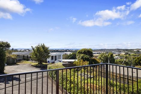 Photo of property in 8 Hillcrest Street, Glen Avon, New Plymouth, 4312