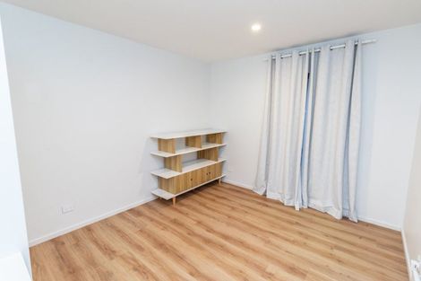 Photo of property in 5b Salmont Place, Kelburn, Wellington, 6012