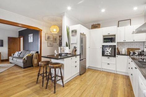 Photo of property in 63 Mount Pleasant Road, Aro Valley, Wellington, 6012