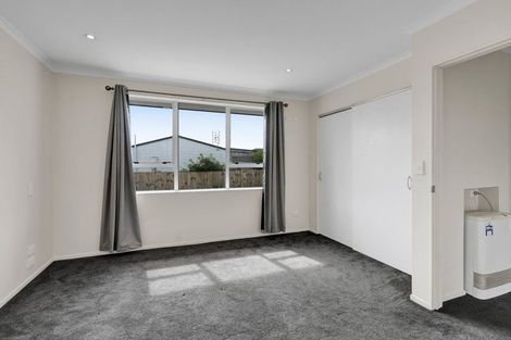 Photo of property in 25 Silvan Place, Bell Block, New Plymouth, 4312