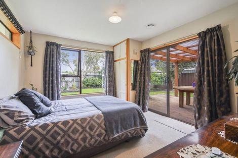 Photo of property in 6 Foster Place, Rangiora, 7400