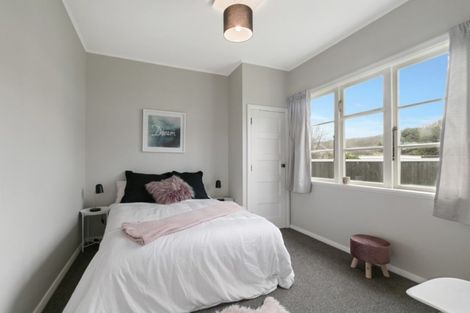 Photo of property in 4 Treadwell Street, Naenae, Lower Hutt, 5011