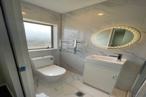 Photo of property in 10a Marie Crescent, Te Atatu South, Auckland, 0610