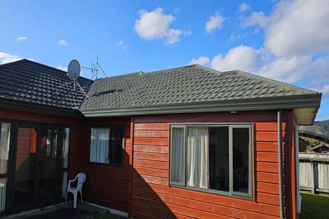 Photo of property in 79 Leighton Avenue, Waiwhetu, Lower Hutt, 5010