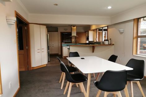 Photo of property in 157 Avonhead Road, Avonhead, Christchurch, 8042