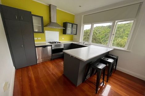 Photo of property in 34 Moana Road, Kelburn, Wellington, 6012