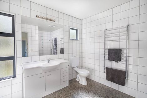 Photo of property in 2/9 Alberta Street, Acacia Bay, Taupo, 3330