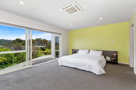 Photo of property in 29 Schopolo Place, Schnapper Rock, Auckland, 0632