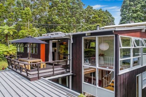 Photo of property in 25 Kopiko Road, Titirangi, Auckland, 0604