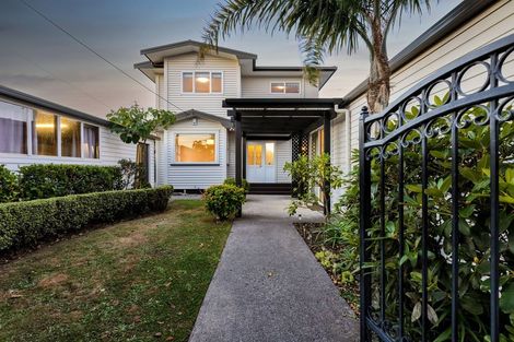 Photo of property in 11 George Street, Lower Vogeltown, New Plymouth, 4310