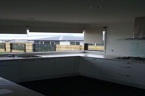 Photo of property in 187 Pacific Drive, Fitzherbert, Palmerston North, 4410