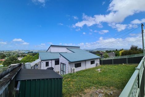 Photo of property in 18 Commins Road, Onerahi, Whangarei, 0110