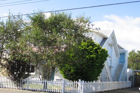 Photo of property in 28-28a Plunket Avenue, Petone, Lower Hutt, 5012