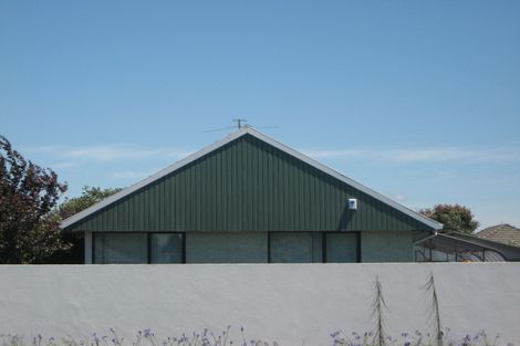 Photo of property in 10 Masham Road, Broomfield, Christchurch, 8042