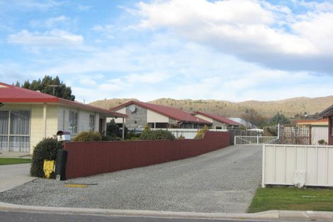 Photo of property in 6 Mayfair Grove, Alexandra, 9320