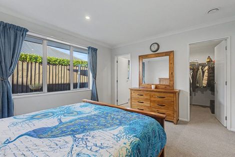 Photo of property in 12 Oakdene Place, Halswell, Christchurch, 8025