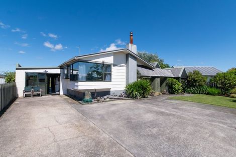 Photo of property in 34 Browning Crescent, Owhata, Rotorua, 3010