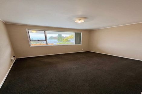 Photo of property in 4/48 Mcleod Road, Henderson, Auckland, 0612