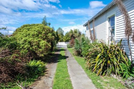 Photo of property in 30 Rhodes Street, Waimate, 7924