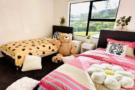 Photo of property in 43f Terry Smyth Drive, Kumeu, 0892