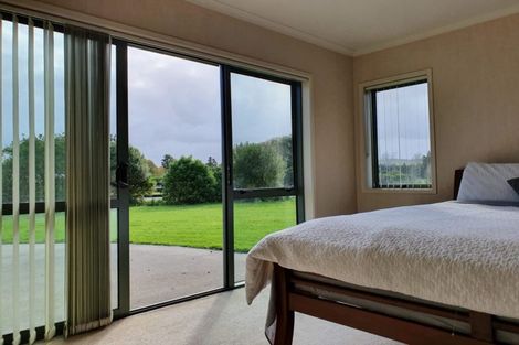 Photo of property in 78 Koraha Road, Kumeu, 0892