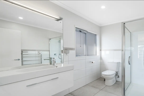 Photo of property in 24 Darion Drive, Flat Bush, Auckland, 2019