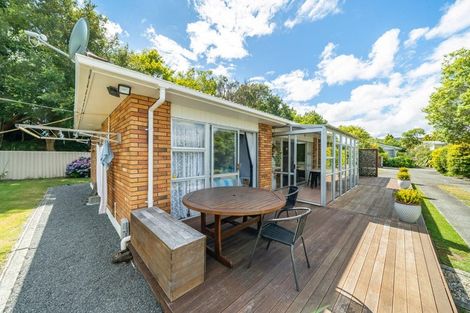 Photo of property in 2/22 Burns Grove, Trentham, Upper Hutt, 5018
