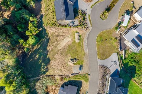 Photo of property in 19 Te Heke Place, Waikanae, 5036