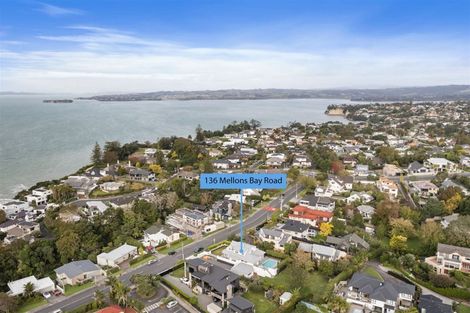 Photo of property in 136 Mellons Bay Road, Mellons Bay, Auckland, 2014