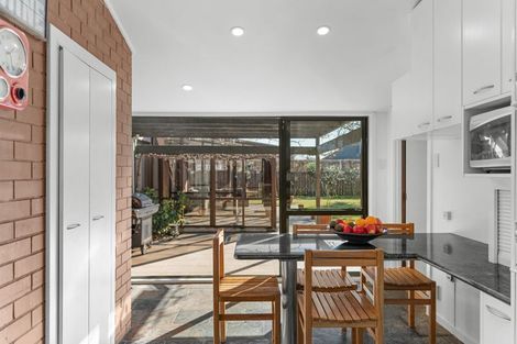 Photo of property in 83 Grahams Road, Burnside, Christchurch, 8041