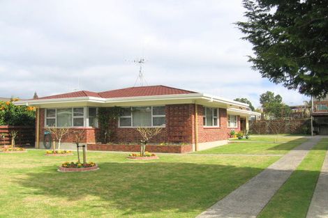 Photo of property in 476 Otumoetai Road, Otumoetai, Tauranga, 3110