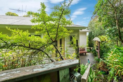 Photo of property in 74 Valley Road, Cashmere, Christchurch, 8022