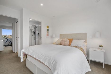 Photo of property in 26/47a Huntington Drive, Huntington Park, Auckland, 2013