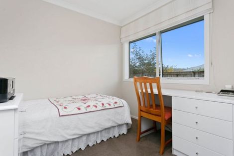 Photo of property in 23 Lilac Close, Cambridge, 3434