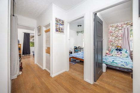 Photo of property in 15 Matthews Crescent, Melville, Hamilton, 3206