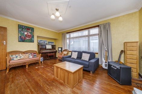 Photo of property in 7 Hobson Place, Takaro, Palmerston North, 4412