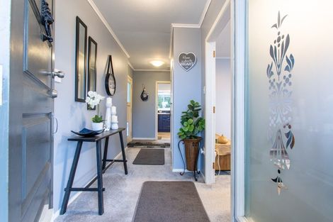 Photo of property in 11 Ries Street, Dannevirke, 4930