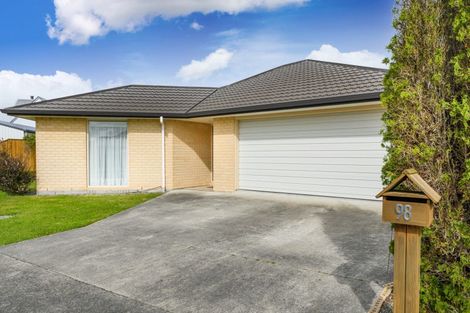 Photo of property in 98 Rosalie Terrace, Kelvin Grove, Palmerston North, 4414