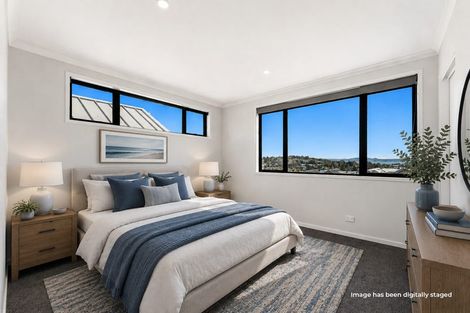 Photo of property in 17 Seafarer Crescent, Stanmore Bay, Whangaparaoa, 0932