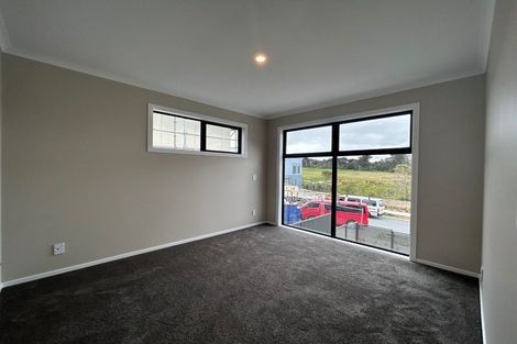 Photo of property in 7 Koreke Close, Kenepuru, Porirua, 5022