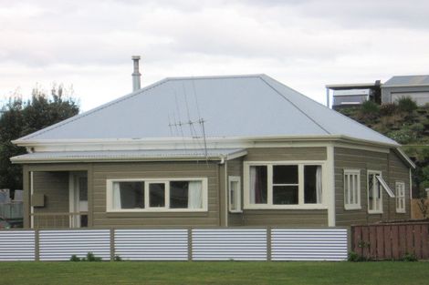 Photo of property in 32a Union Street, Foxton, 4814