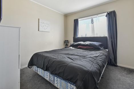 Photo of property in 5 Iris Place, Clendon Park, Auckland, 2103