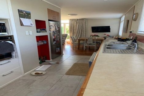 Photo of property in 58b Aorangi Road, Paraparaumu, 5032