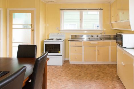 Photo of property in 12 Allen Road, Green Island, Dunedin, 9018