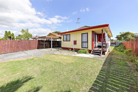 Photo of property in 2/18 Norrie Smith Avenue, Flat Bush, Auckland, 2023
